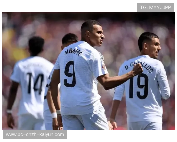 姆巴佩交易流言搅动更衣室气氛：豪门暗流涌动，未来迷雾重重