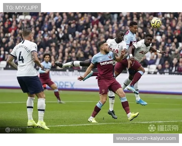 西汉姆联中段传导快速撬开禁区