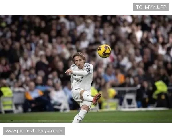 莱奥反击配合连线后完成射门